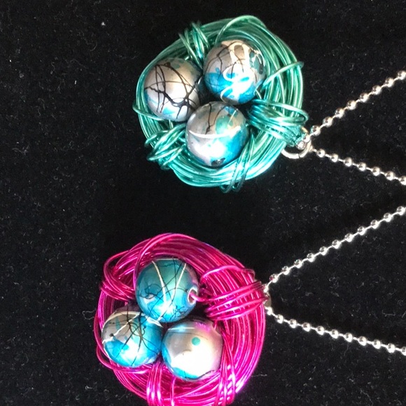 Handmade BIRDS NEST pendant necklaces - Picture 3 of 3